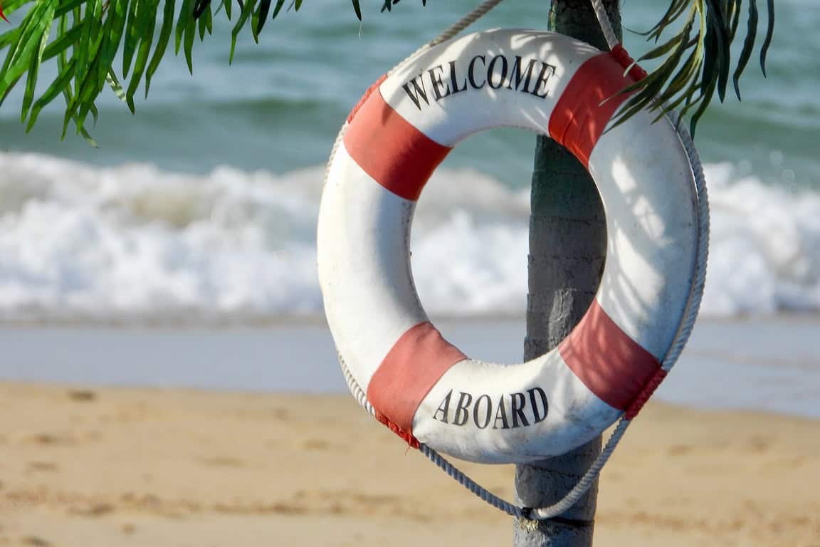 Welcome Aboard vs Welcome On Board - Whats the Difference?